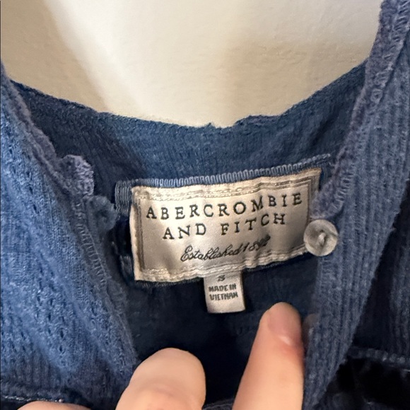 SOLD!!!! Abercrombie and Fitch vintage blue waffle knit spaghetti strap top - Picture 5 of 9